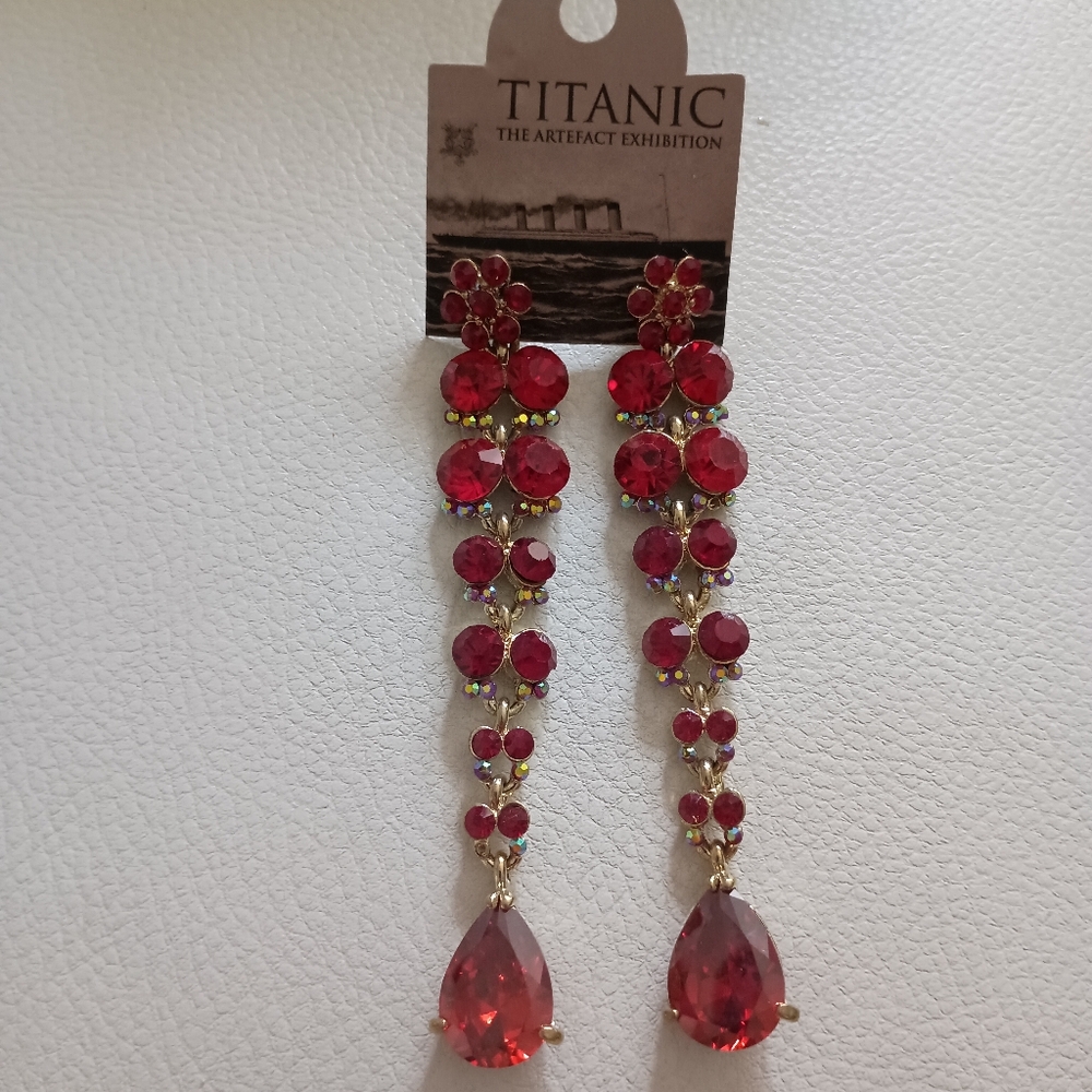 Titanic Red  Gorgeous Earings